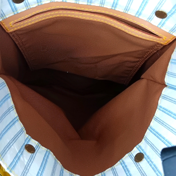 RARE 🔥 Louis Vuitton LIMITED EDITION White/ Blue Striped Tanger Tote bag - Picture 12 of 16